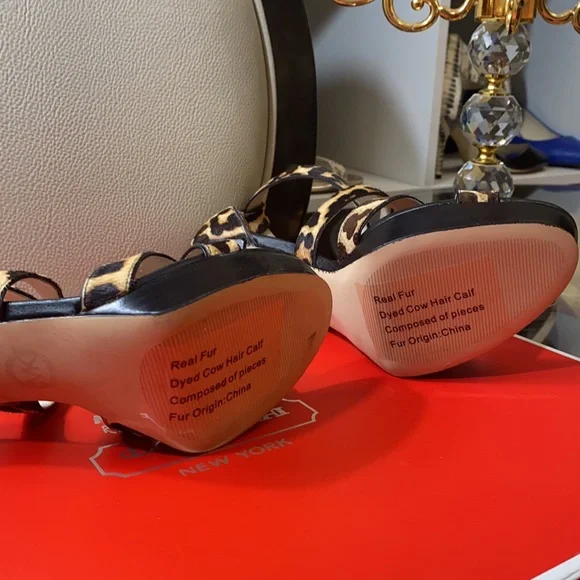 Michael Kors real fur high heel beautiful brand new. - Picture 5 of 11